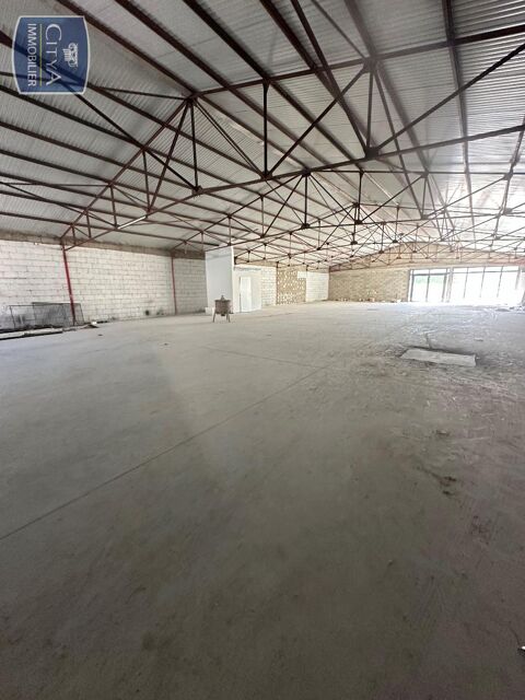   Location / Local Commercial - 560 m² 