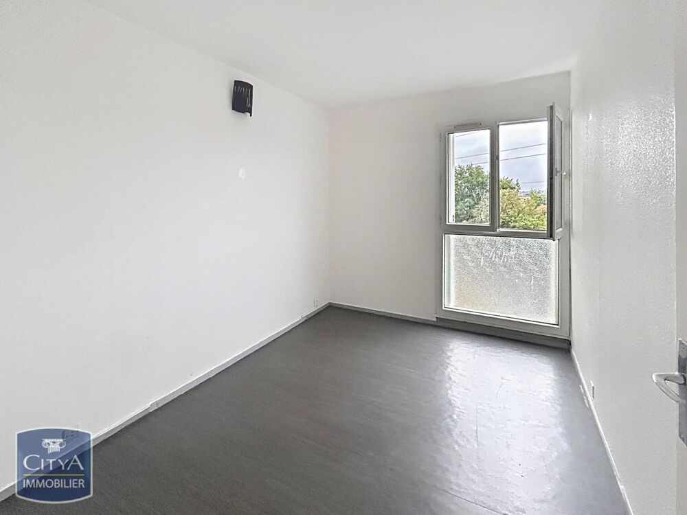 À LOUER : Appartement T4 situé dans le secteur de Richar....
