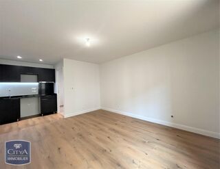  Appartement à louer 1 pièce 25 m²