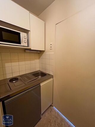  Appartement à louer 1 pièce 18 m²
