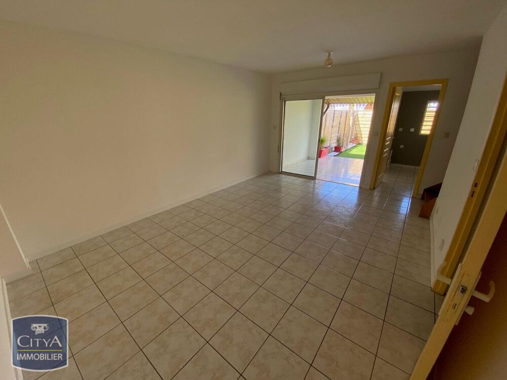 location Appartement - 2 pièce(s) - 50 m² Saint-Gilles Les Bains (97434)