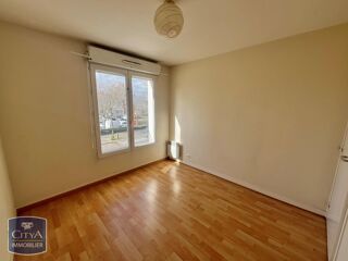  Appartement à louer 2 pièces 46 m²