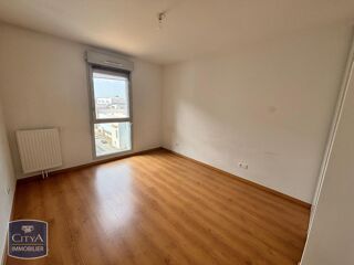  Appartement à louer 3 pièces 61 m²
