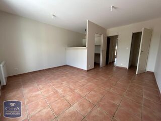  Appartement à louer 2 pièces 38 m²