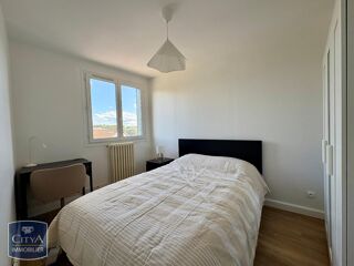  Appartement à louer 3 pièces 50 m²
