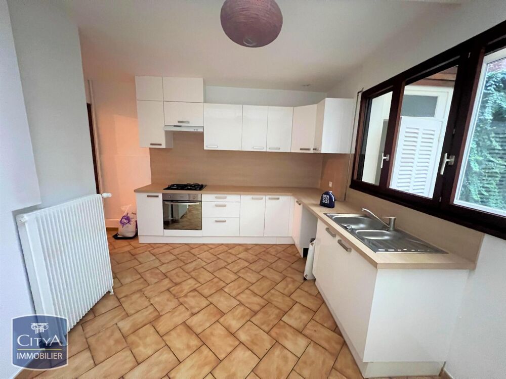 location Maison - 6 pi�ce(s) - 102 m� Lille (59000)