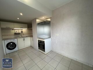  Appartement à louer 3 pièces 64 m²