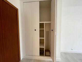  Appartement à louer 1 pièce 30 m²