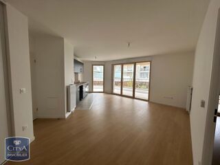  Appartement à louer 3 pièces 63 m²