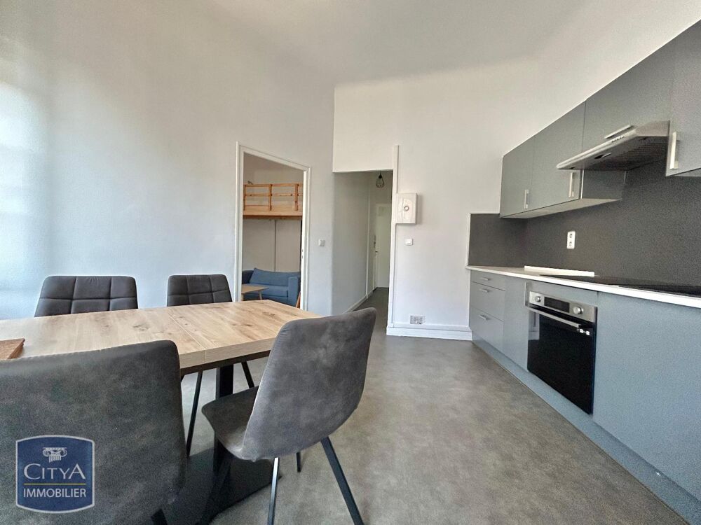 À LOUER : Appartement T2 situé à Pau (64000). Ce bien im....