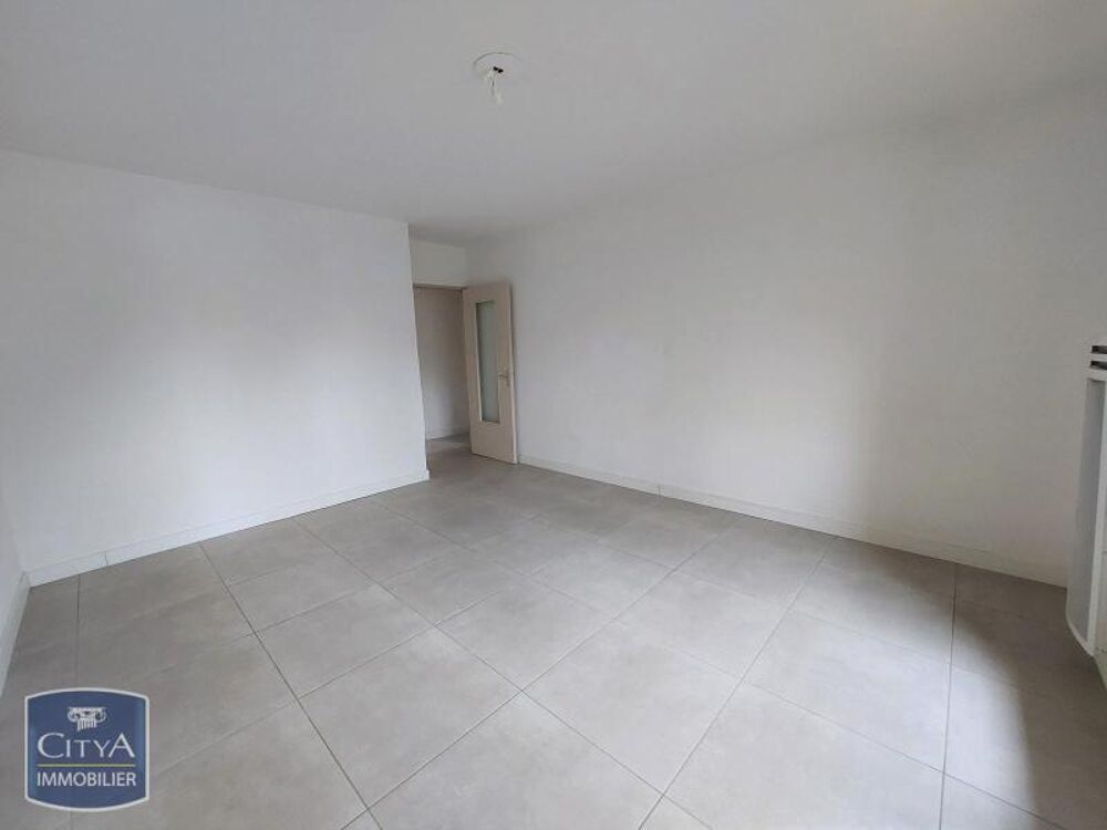 location Appartement - 2 pièce(s) - 46 m² Clermont-l'Hérault (34800)