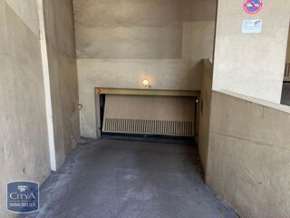  Parking / Garage � louer 12 m�