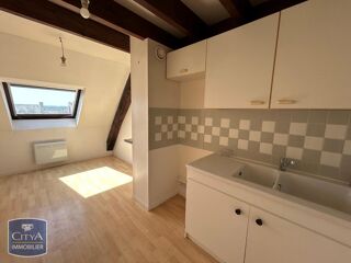  Appartement à louer 3 pièces 82 m²