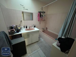 location Maison - 3 pièce(s) - 77 m² Cholet (49300)