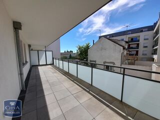  Appartement à louer 3 pièces 64 m²