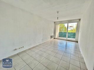 location Appartement - 2 pièce(s) - 52 m² Saint-Priest-en-Jarez (42270)