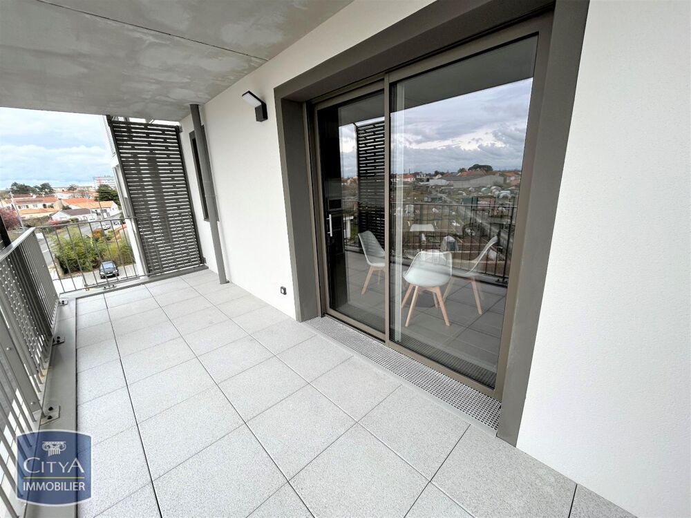 À LOUER : Appartement neuf T2 situé à Cholet, dans le dé....