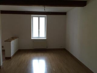  Appartement à louer 4 pièces 103 m²