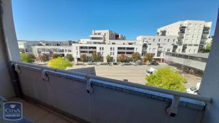  Appartement à louer 4 pièces 104 m²
