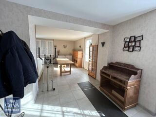 location Maison - 5 pièce(s) - 146 m² Quelaines-Saint-Gault (53360)