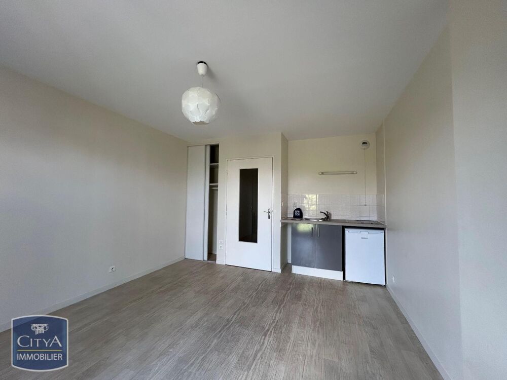 location Appartement - 1 pièce(s) - 22 m² Saint-Avertin (37550)