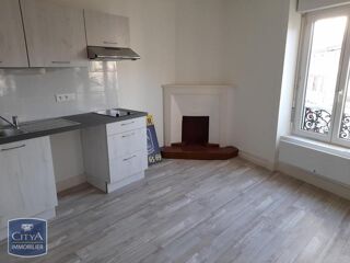  Appartement à louer 3 pièces 80 m²