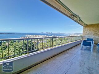  Appartement � louer 4 pi�ces 97 m�