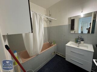  Appartement à louer 2 pièces 44 m²