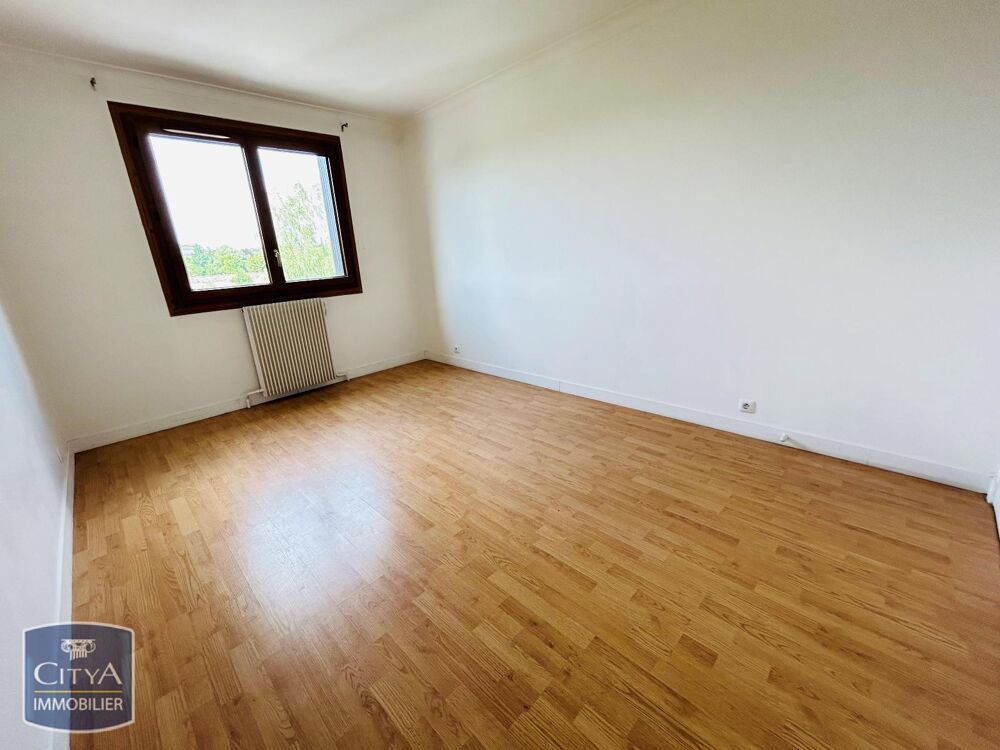 location Appartement - 3 pièce(s) - 74 m² Vaires-sur-Marne (77360)