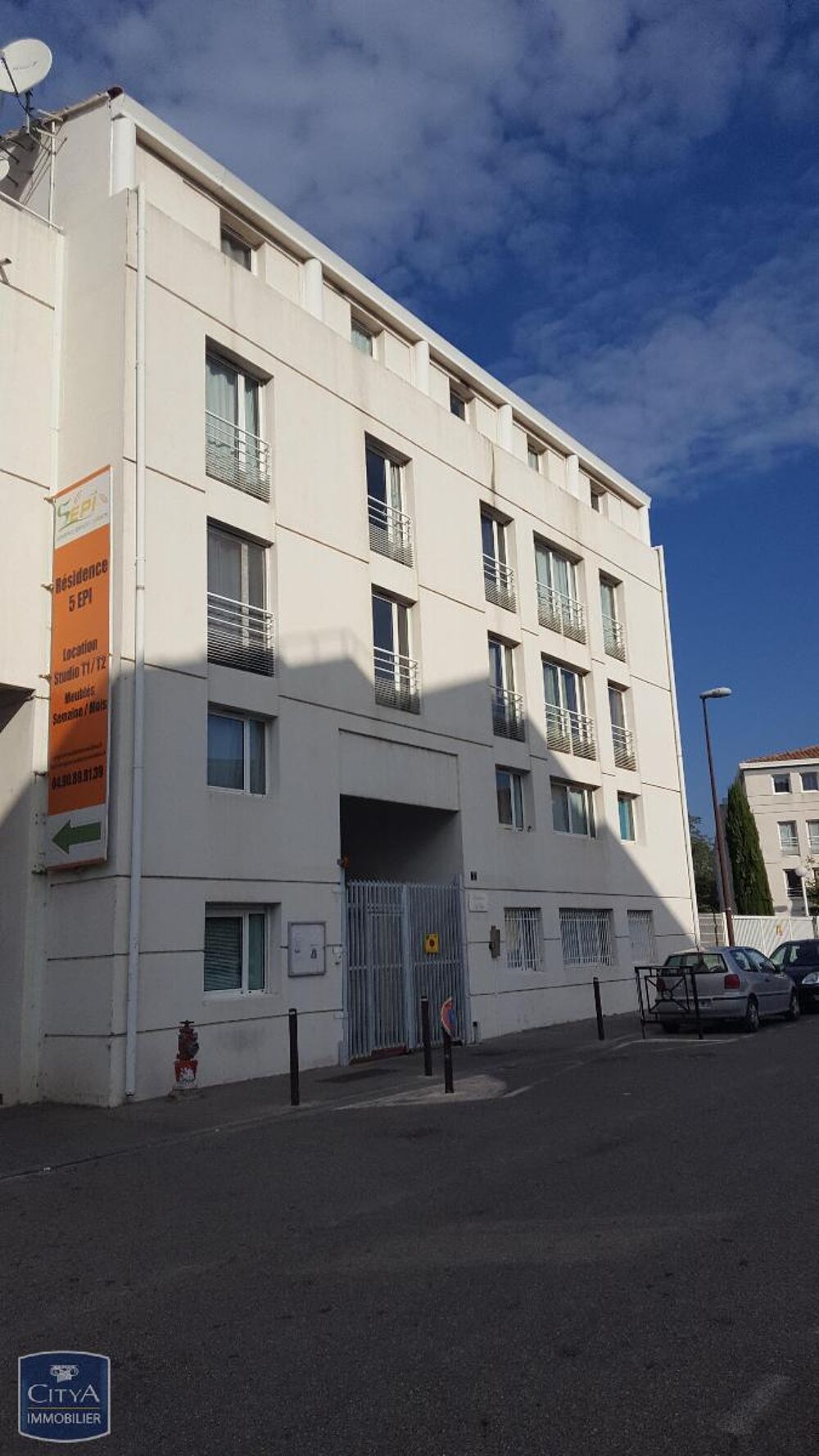 À LOUER : Charmant studio meublé situé à Avignon, proche....