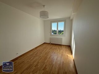  Appartement à louer 4 pièces 89 m²