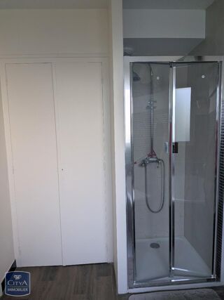 Maison à louer 6 pièces 153 m²
