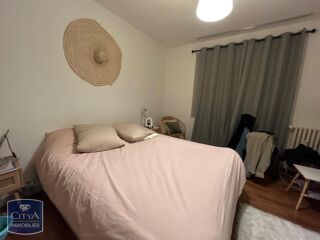  Appartement à louer 4 pièces 101 m²