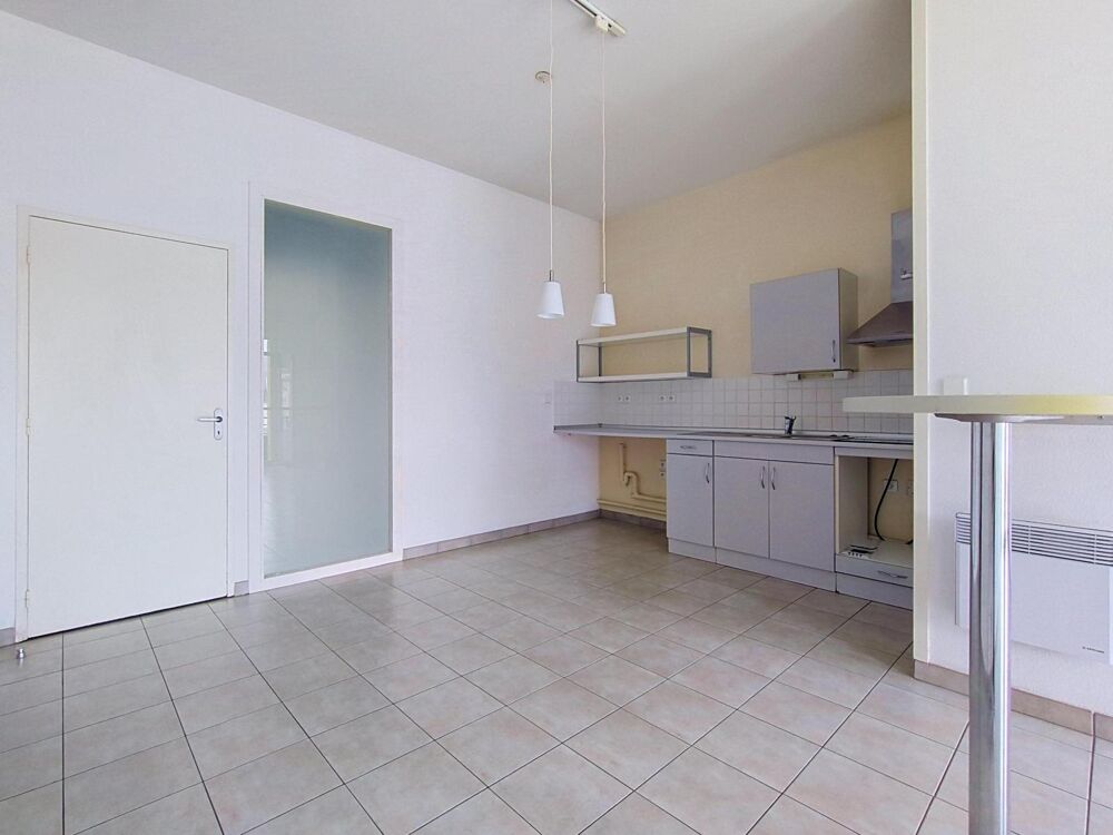 location Appartement - 2 pièce(s) - 67 m² Port-Vendres (66660)