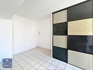  Appartement à louer 1 pièce 35 m²