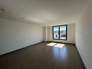  Appartement à louer 3 pièces 70 m²
