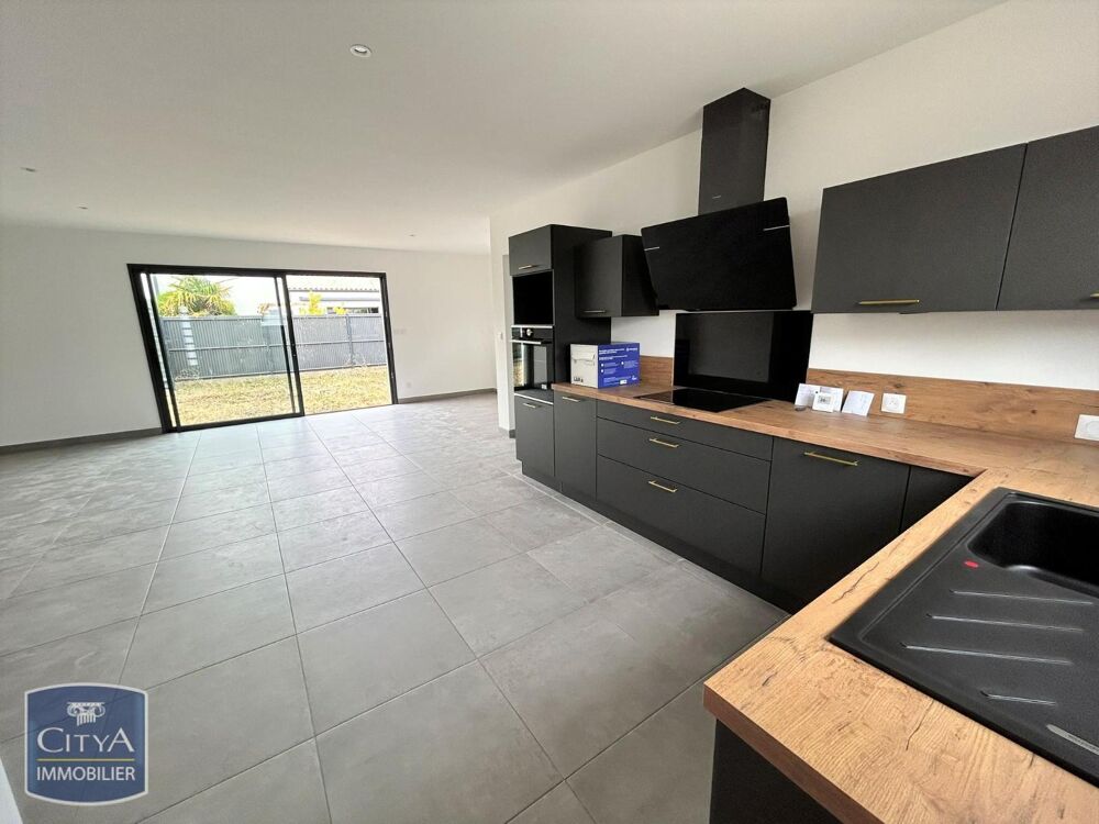 location Maison - 4 pièce(s) - 85 m² Aigrefeuille-d'Aunis (17290)
