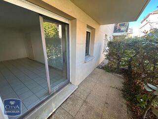  Appartement à louer 2 pièces 44 m²