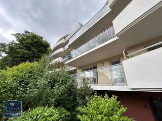  Appartement à louer 1 pièce 37 m²