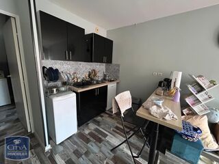  Appartement à louer 1 pièce 28 m²