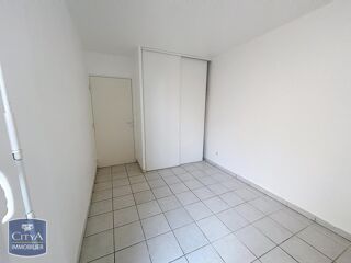  Appartement à louer 2 pièces 33 m²