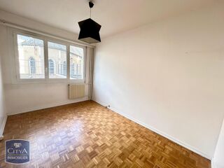  Appartement � louer 4 pi�ces 83 m�