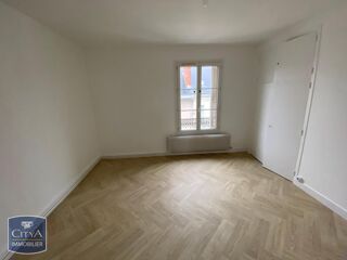  Appartement à louer 2 pièces 37 m²