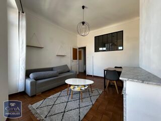  Appartement à louer 2 pièces 42 m²