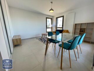  Appartement à louer 2 pièces 50 m²