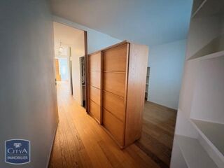  Appartement à louer 2 pièces 61 m²
