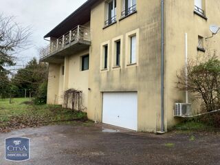  Appartement à louer 5 pièces 131 m²