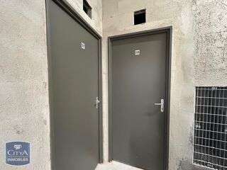  Parking / Garage à louer 4 m²