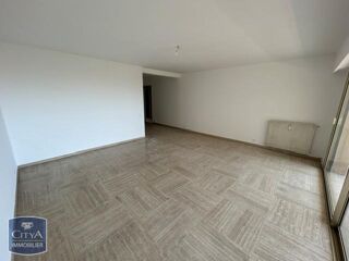  Appartement à louer 3 pièces 85 m²