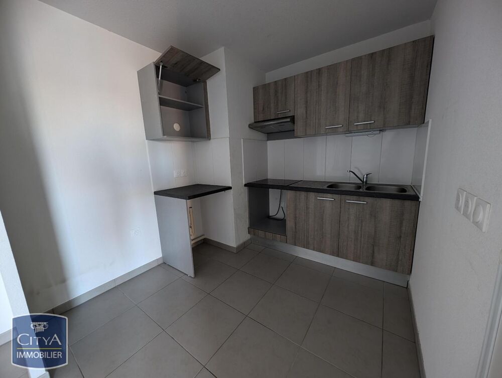 À LOUER : Appartement récent T3 à Cenon, situé dans un q....